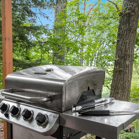 Modern Mountain Cottage W Hot Tub, Fire Pit, Wifi Inwood Exterior photo